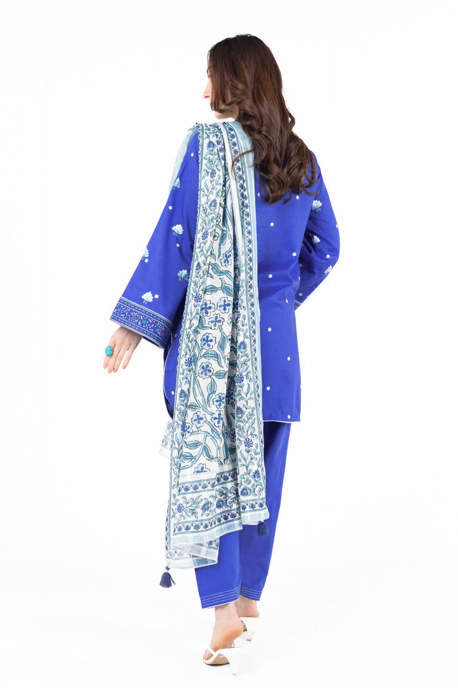 3 Piece  Embroidered Printed Lawn Suit With Printed Zari Chiffon Dupatta