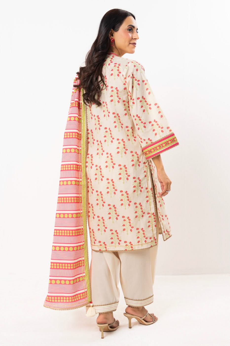 2 Pc Printed Lawn Suit With Printed Lawn Dupatta